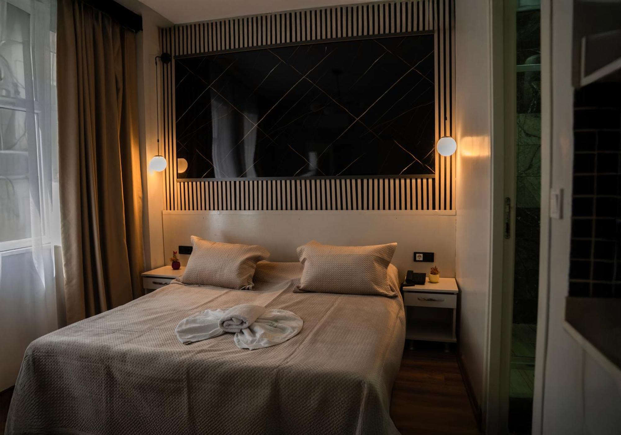 Pera Imperium Taksim Hotell Istanbul Exteriör bild